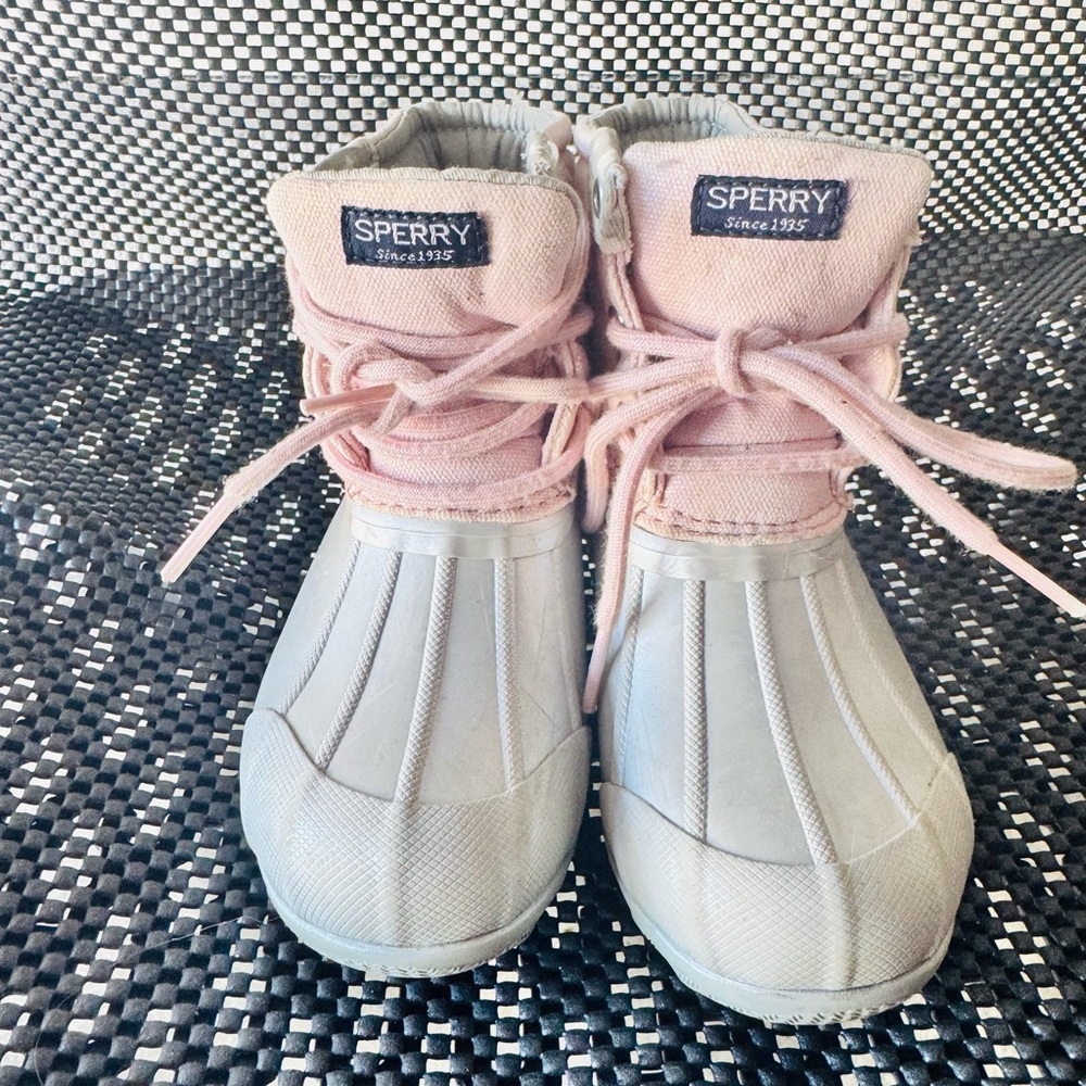 Sperry Kids Pink and Cream Boots